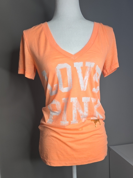 PINK Victoria's Secret Tops - PINK Victoria's Secret Peach-Orange V-Neck 'LOVE PINK' Tee